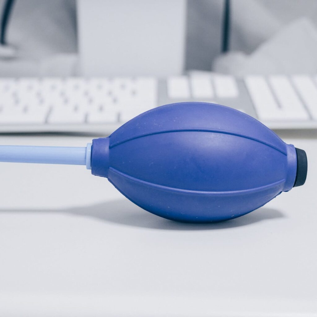 ダイソー ブロアー(ブロワ) レビュー／100均のブロアーって本当に使える？有名メーカーの約1/10の価格