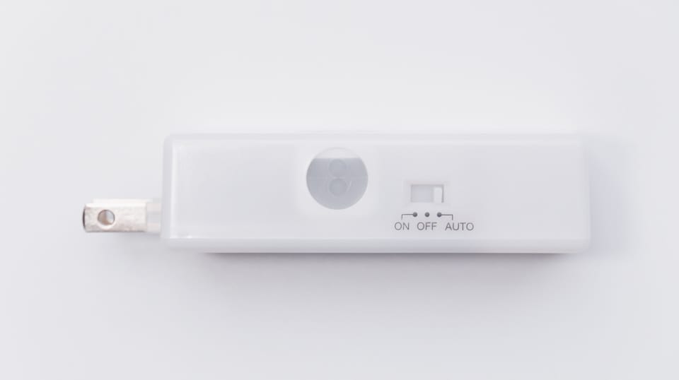無印良品 LEDセンサーライト本体の側面