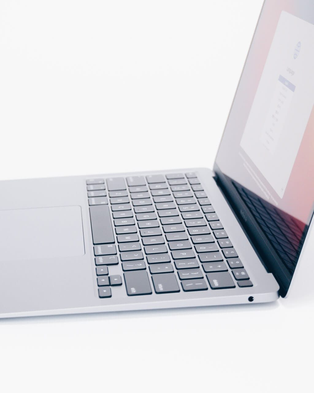 M1 MacBook Air レビュー／Apple独自のM1チップ搭載により驚異的なコスパとワッパを実現