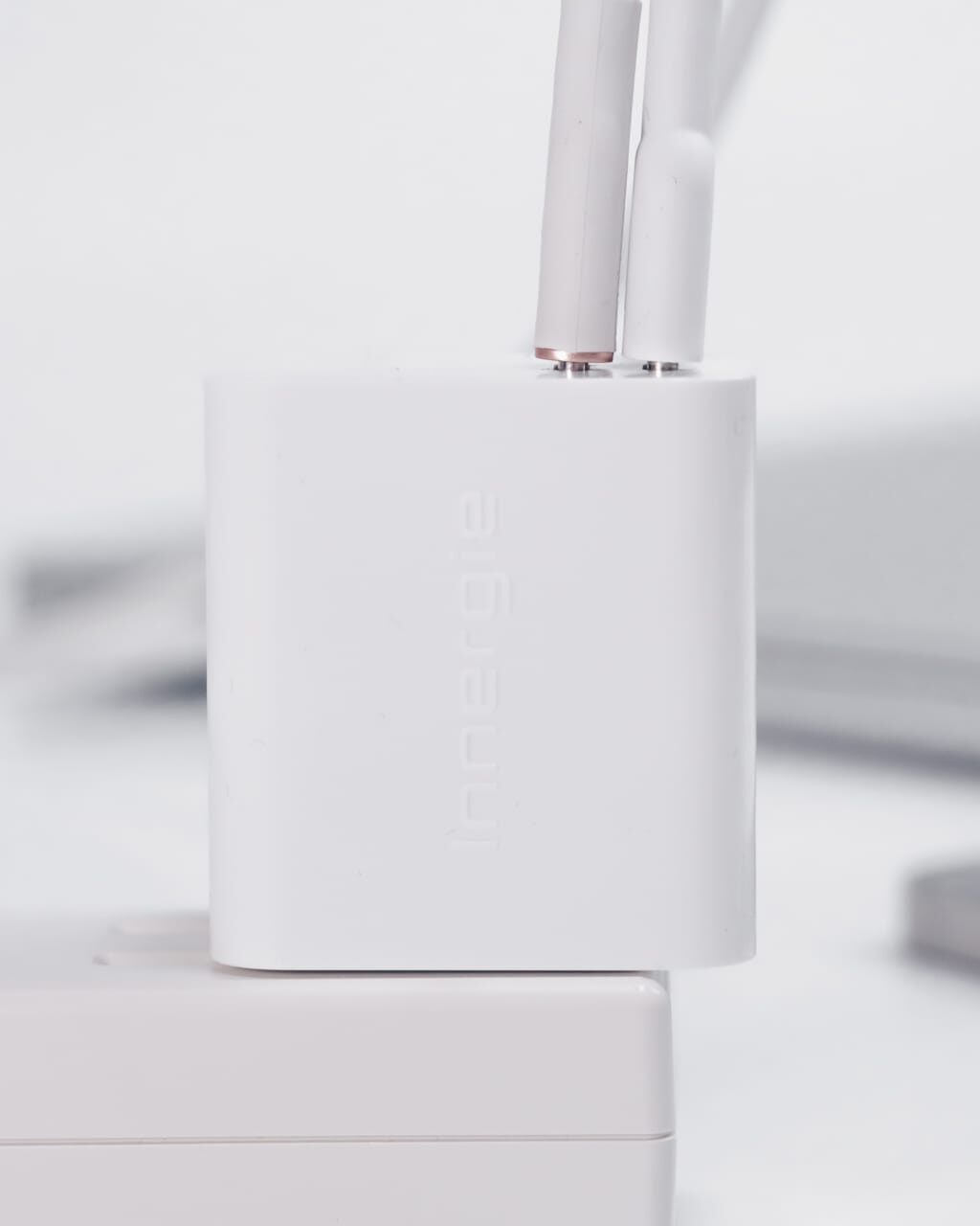 Innergie C3 Duo レビュー／最小・最軽量ながらUSB-Cを2ポート備え、プラグが折り畳める小型USB充電器