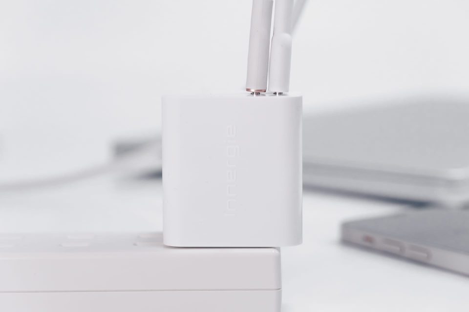 Innergie C3 Duo レビュー／最小・最軽量ながらUSB-Cを2ポート備え、プラグが折り畳める小型USB充電器