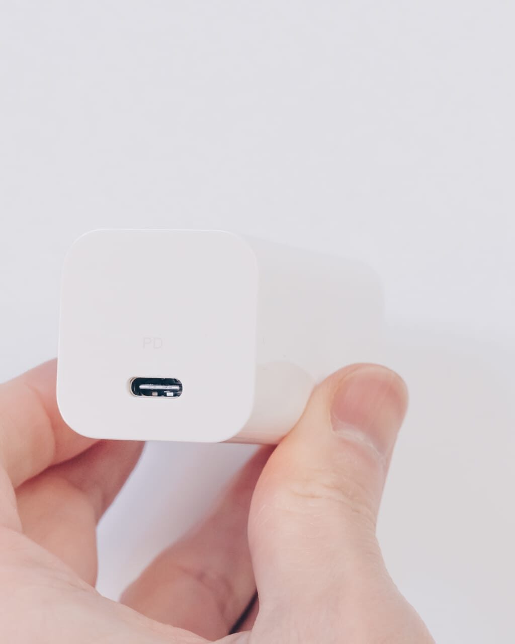 Innergie C6(Fold) レビュー／スティック型で他のプラグを塞がない、持ち運びに便利なUSB充電器