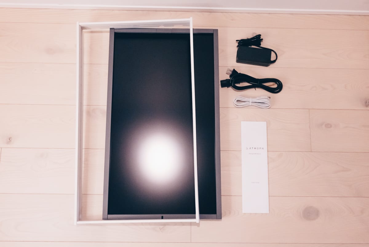 Atmoph WIndow 2のパッケージ内容