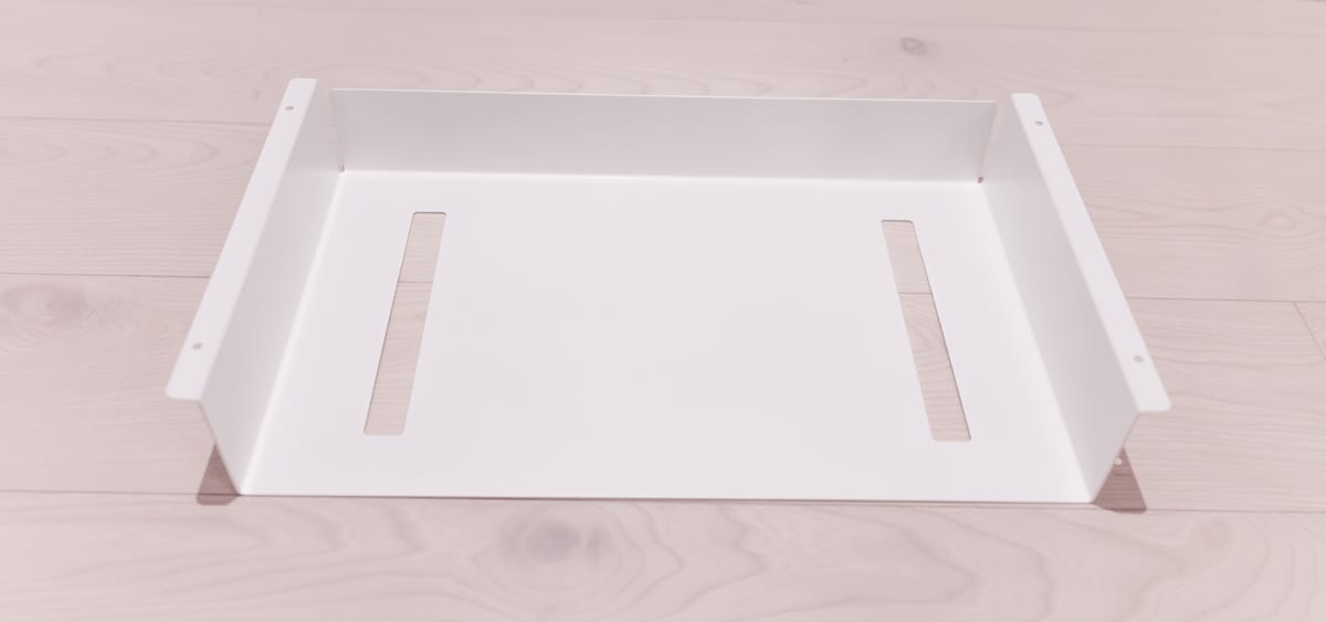 2本のスリットが特徴的な本体