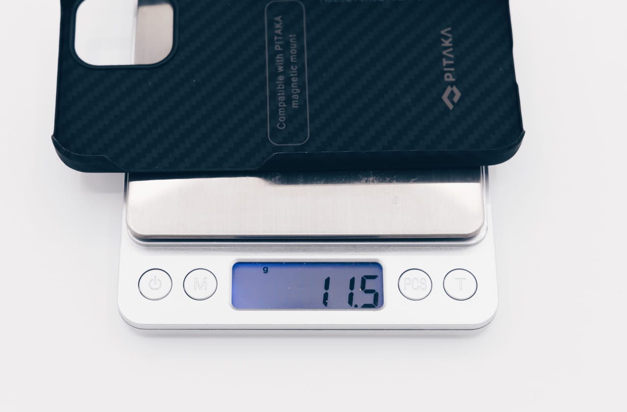 重量は実測で11.5gと非常に軽量