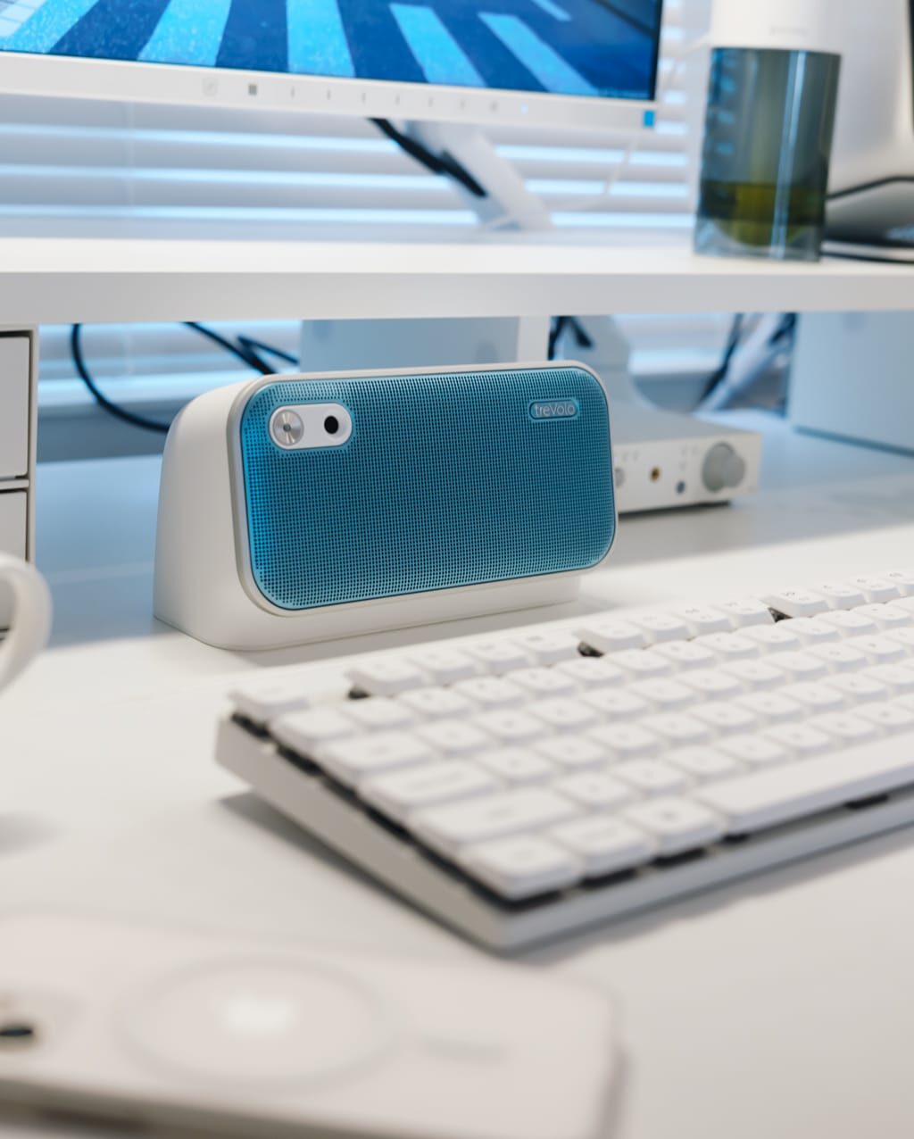 BenQ treVolo U レビュー／優れた音声処理機能を持つ”声用”スピーカー。小型でどこへでも持ち運んで使える