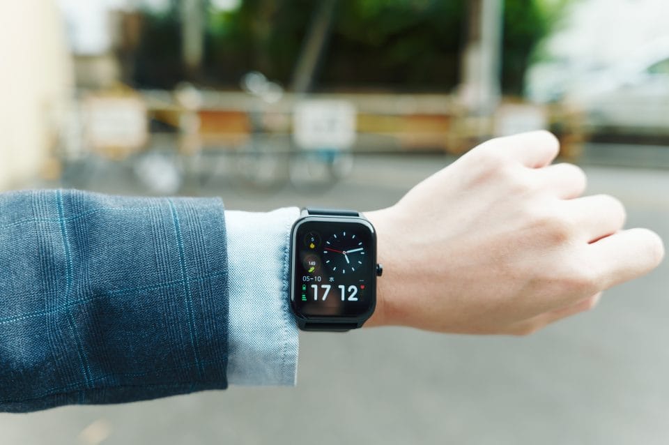 スリーコインズ デバイスバンド レビュー／3,000円のスマートウォッチは何が出来るのかを詳しく解説