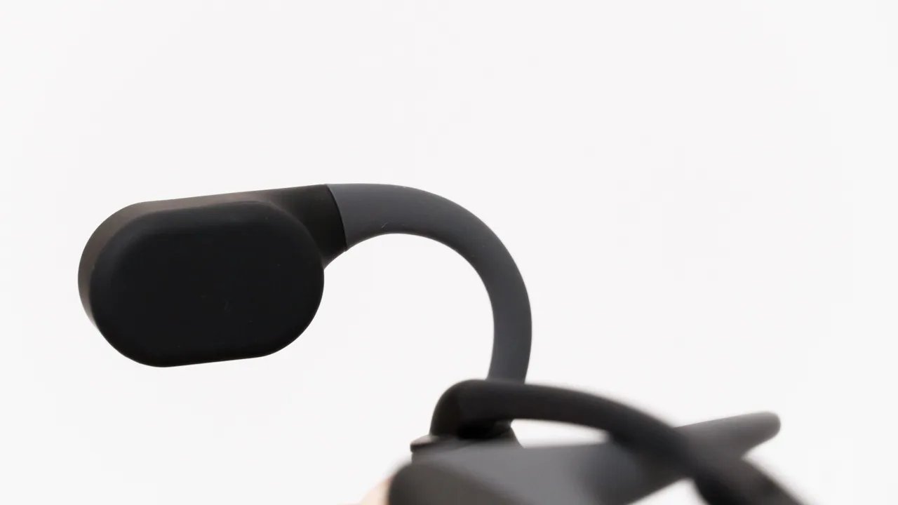 SHOKZ OpenComm レビュー／高性能ブームマイク搭載でテレワーク