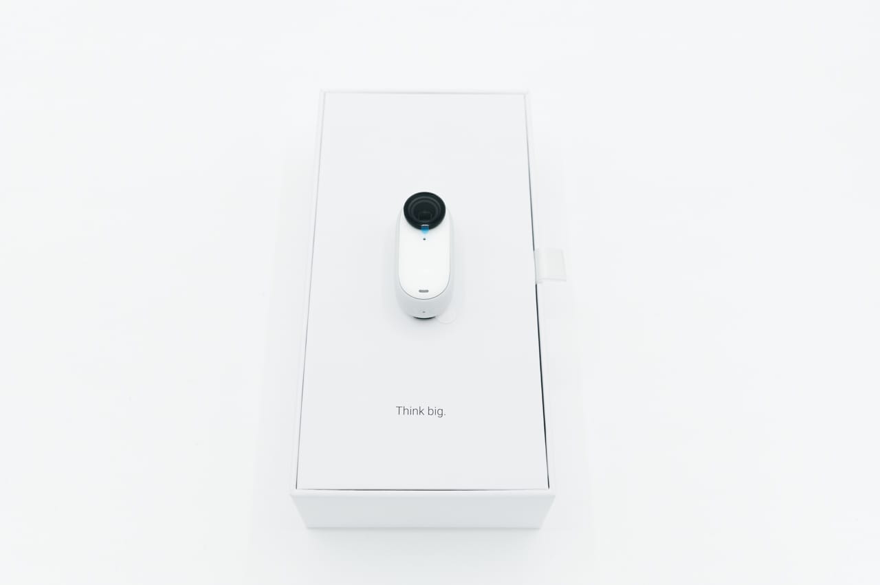 Insta360 GO 3を開封した様子