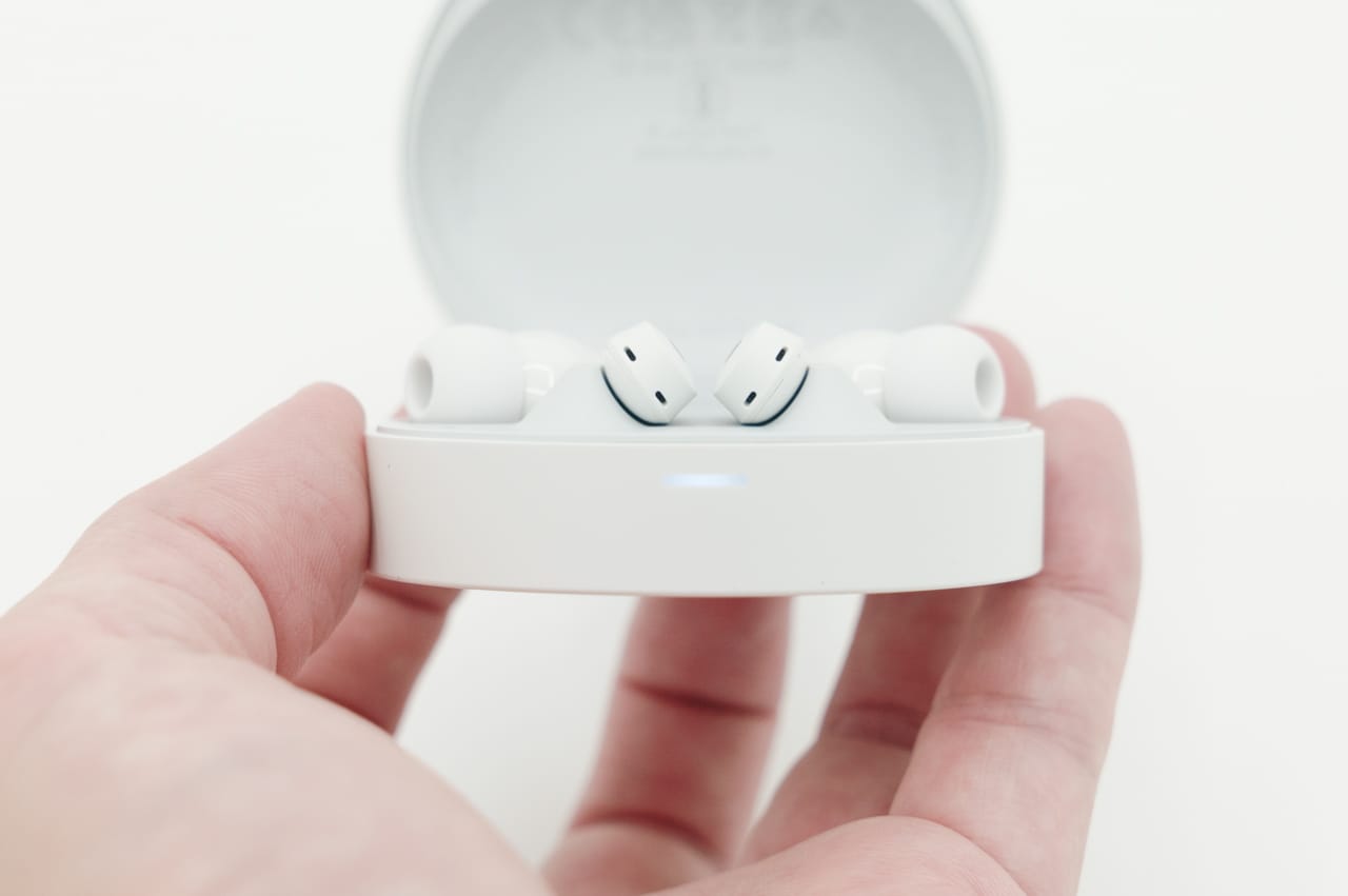 LEDが光ってバッテリー残量を教えてくれる