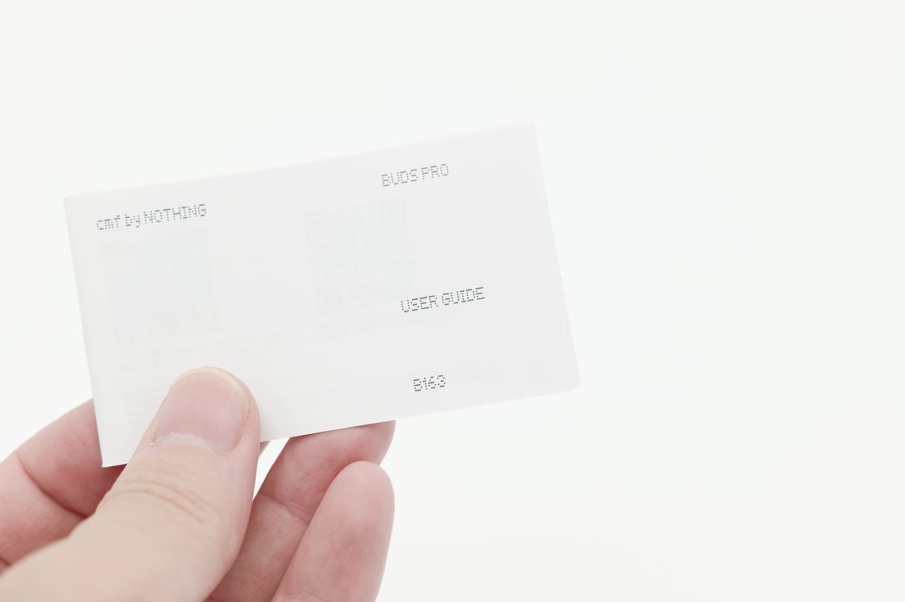 Nothingらしいデザインのユーザーガイド