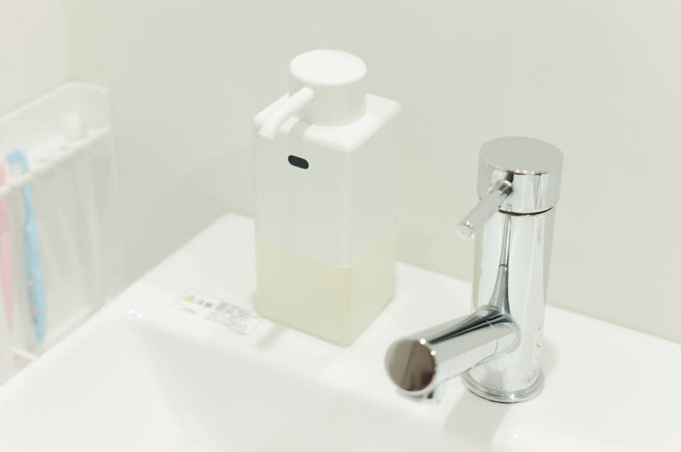 無印良品 泡ハンドソープ用オートディスペンサー レビュー／シンプルな見た目は良いが、改良して欲しい点もある