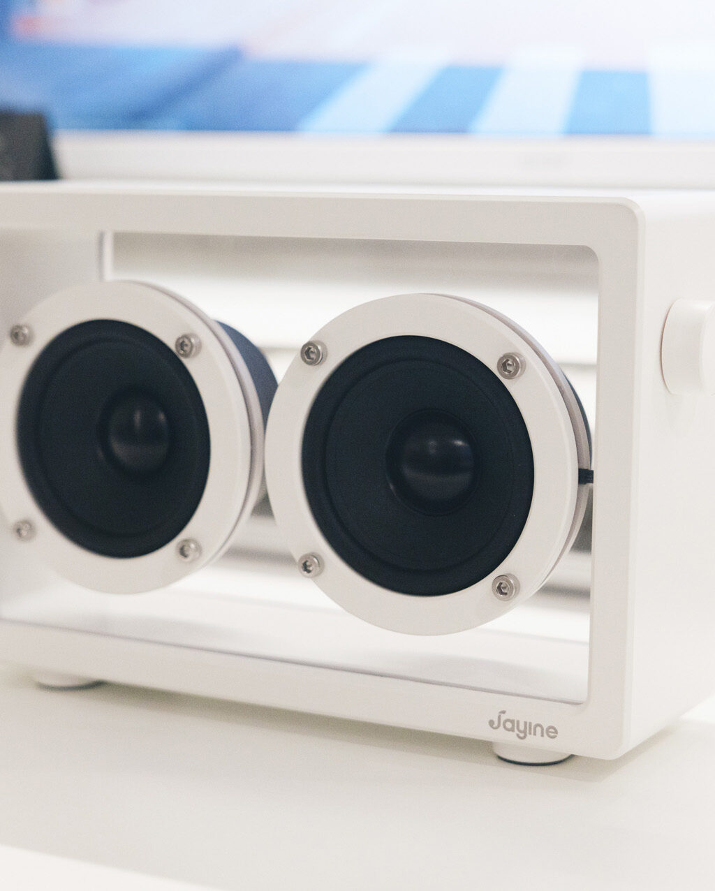 【7sGood】JAYINE 透明スピーカー レビュー／スケルトンデザインがオシャレすぎるワイヤレススピーカー