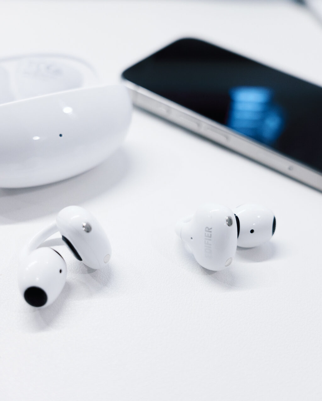 EDIFIER LolliClip レビュー／ノイキャン搭載イヤーカフ。メリット・デメリットを解説