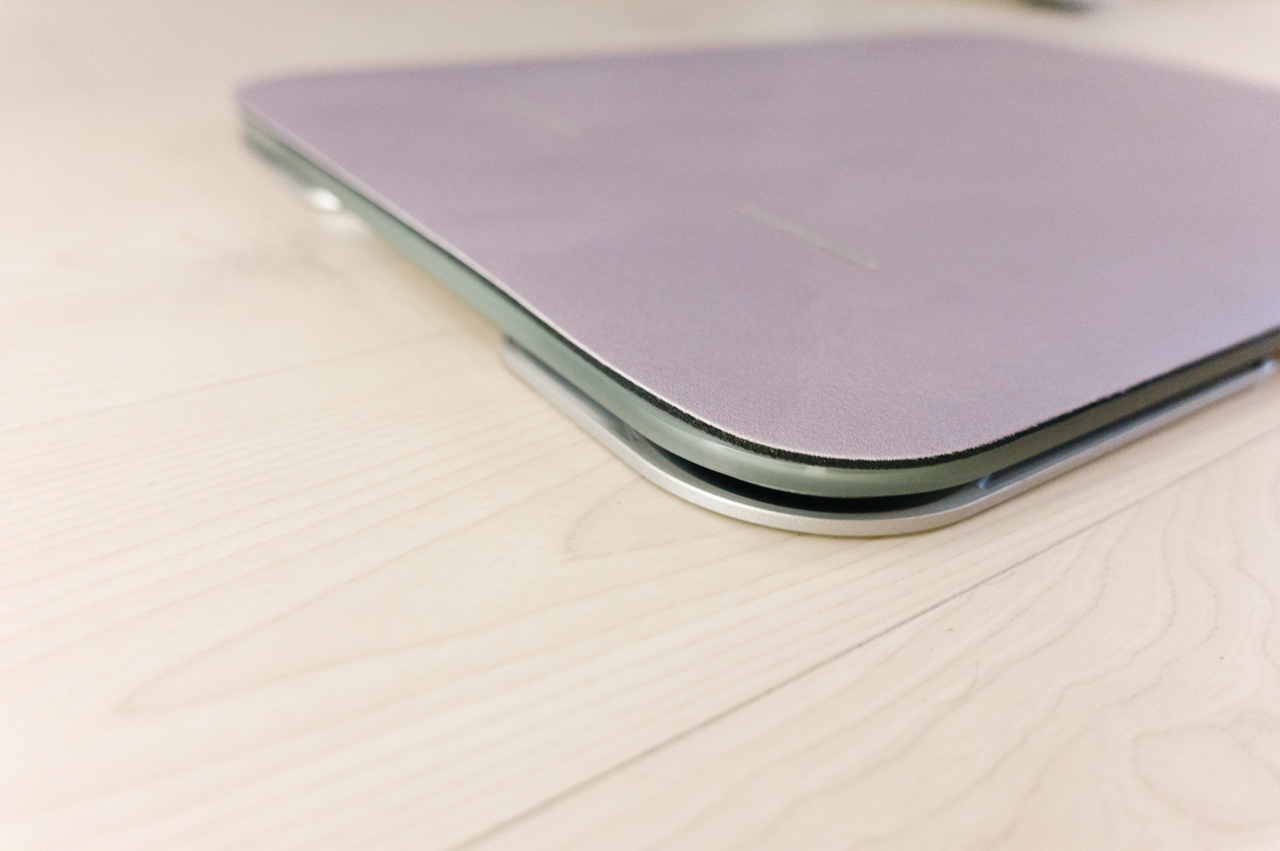 スマートバスマット本体にソフト珪藻土マットを乗せた様子