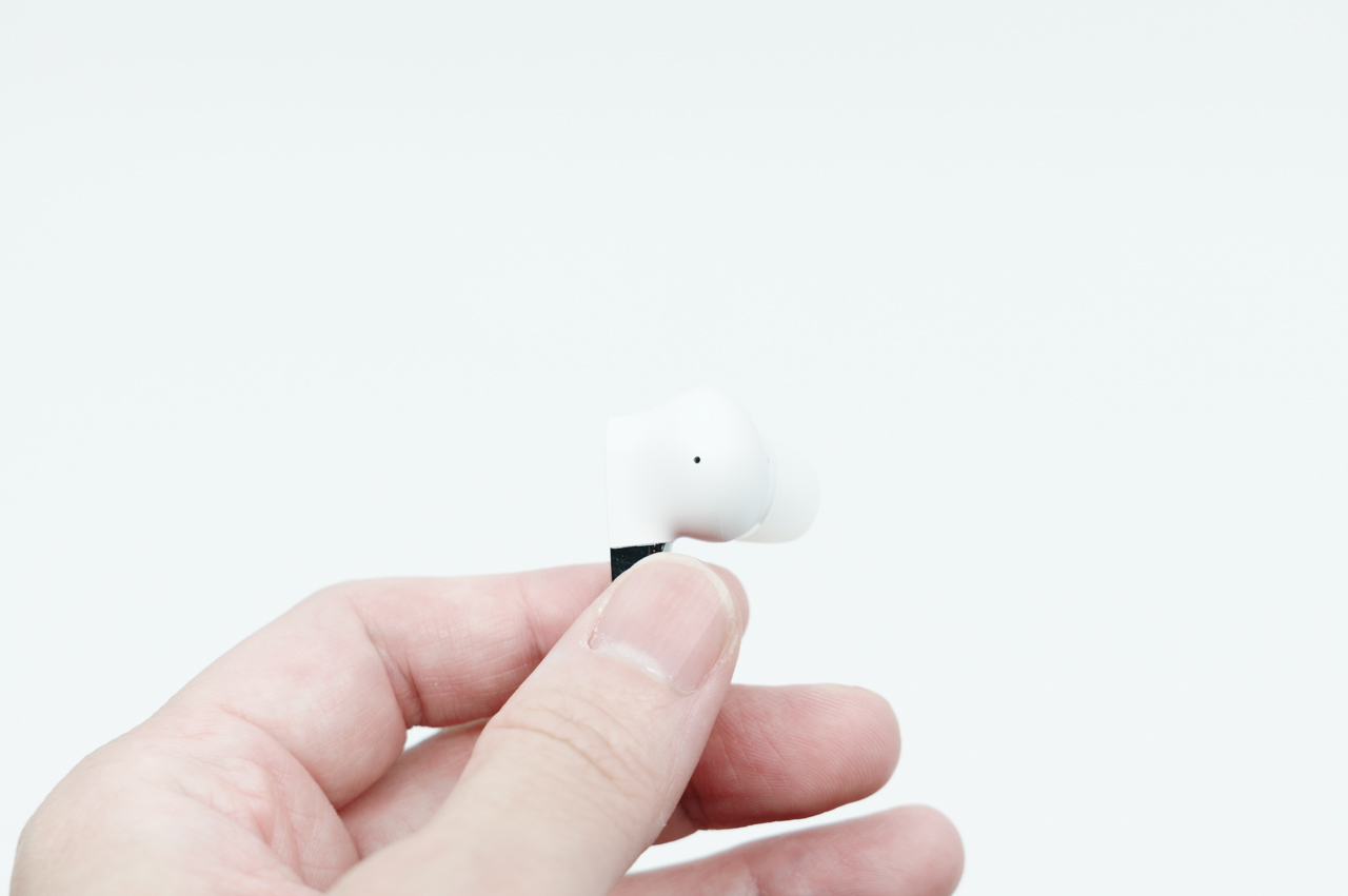 ハウジング部分はシンプル