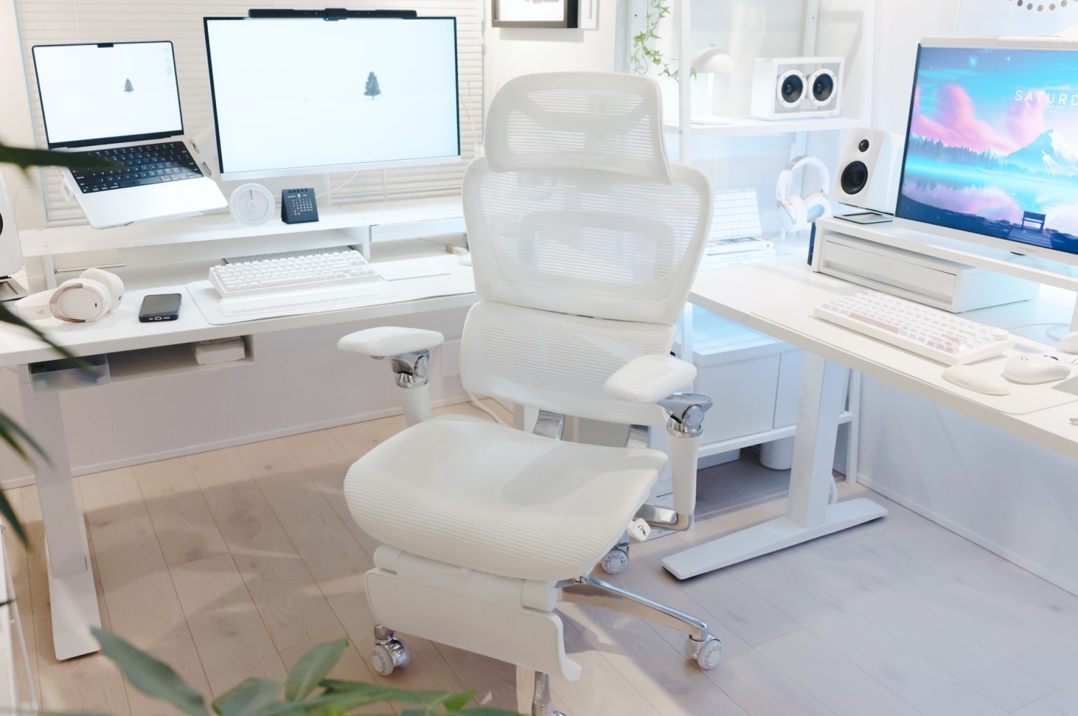 COFO Chair Premium 2 レビュー／進化したキャスターとアームレストが凄すぎる…！フローリングにも最適なオフィスチェア