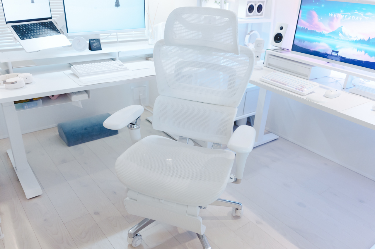 COFO Chair Premium 2 レビュー/進化したキャスターとアームレストが凄すぎる…!フローリングにも最適なオフィスチェア 21 組み立て完了