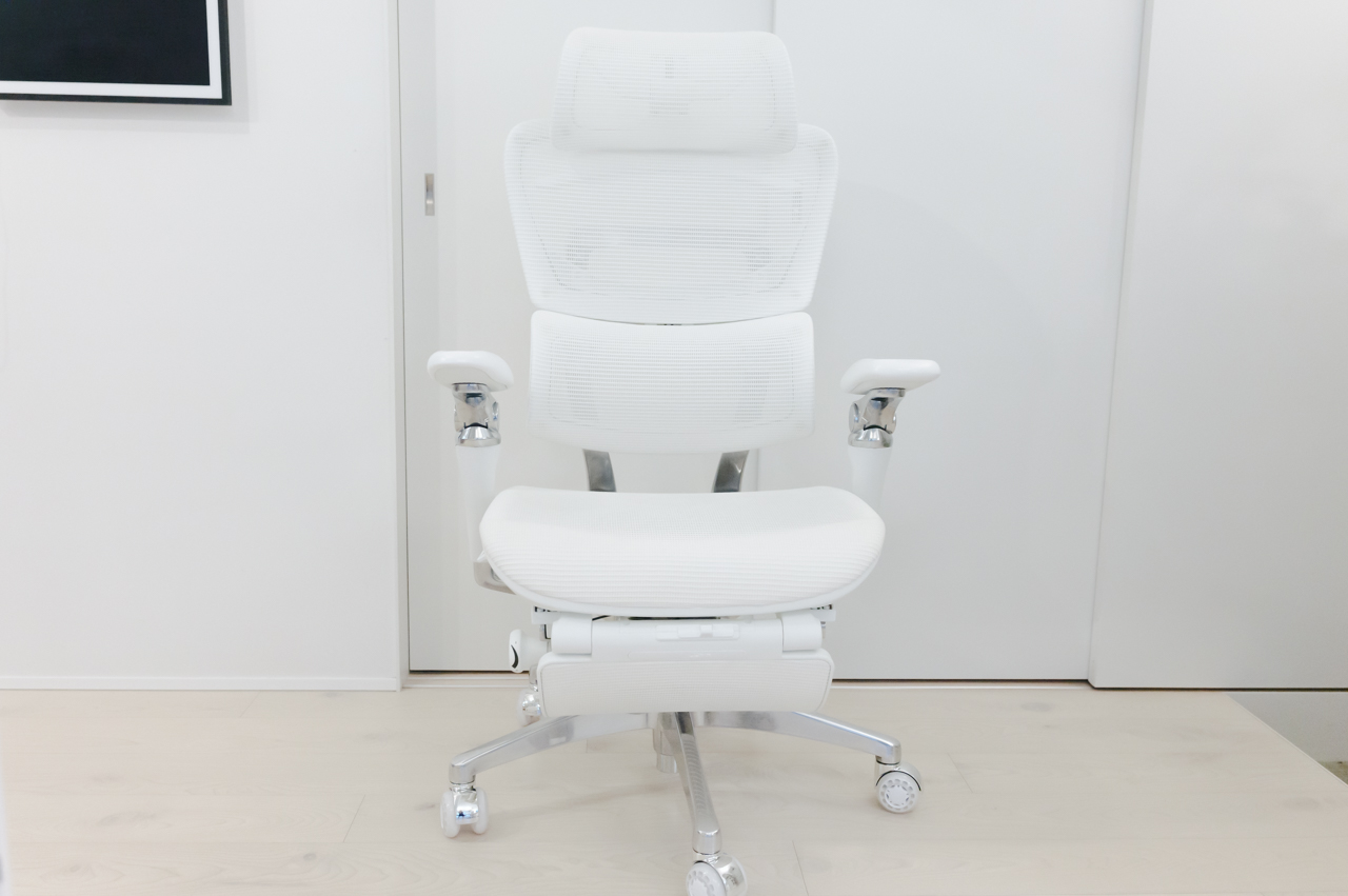 COFO Chair Premium 2 レビュー/進化したキャスターとアームレストが凄すぎる…!フローリングにも最適なオフィスチェア 22 チェア正面