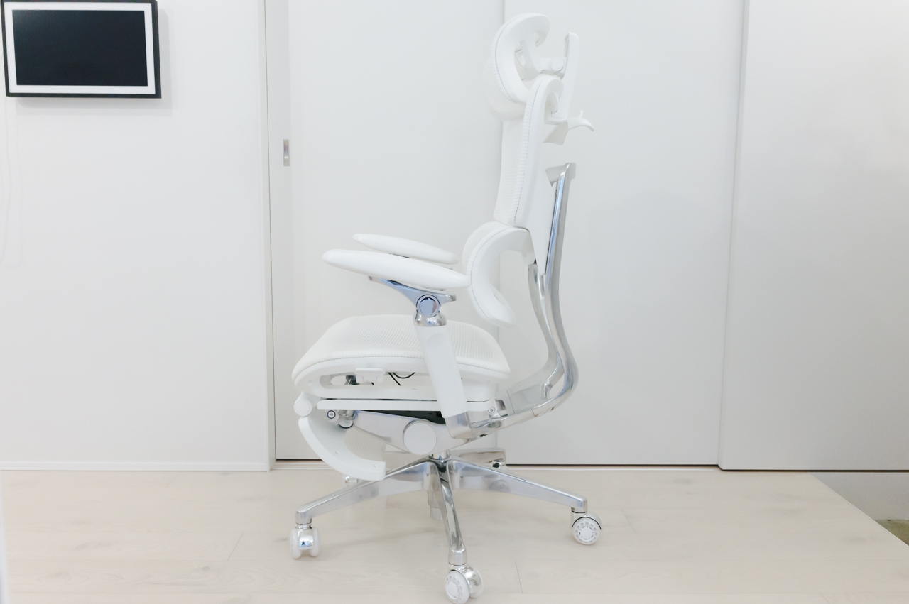 COFO Chair Premium 2 レビュー/進化したキャスターとアームレストが凄すぎる…!フローリングにも最適なオフィスチェア 24 チャア側面
