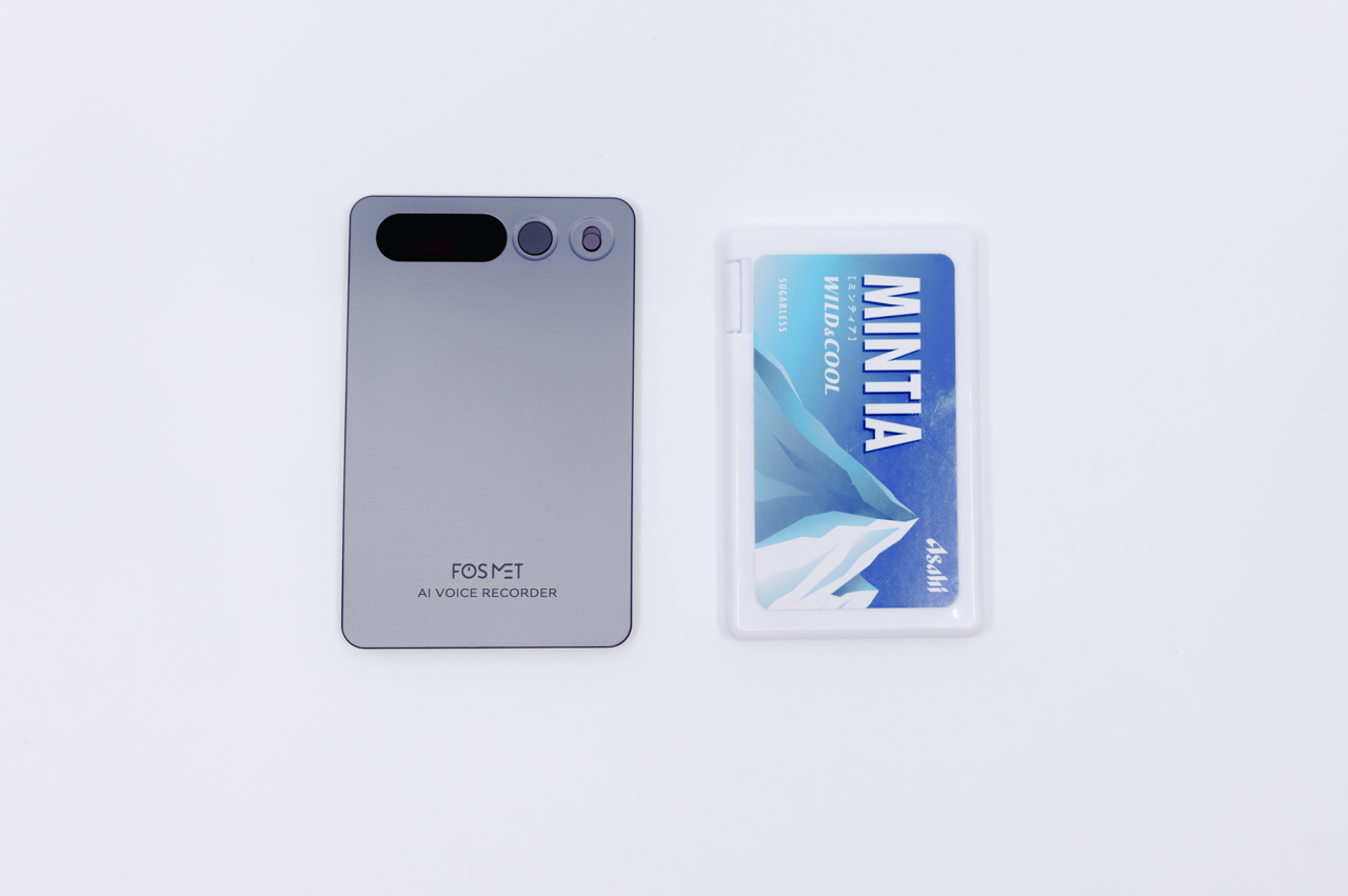 FOSMET X Note Rec10 レビュー/超薄型のAIボイスレコーダー。専用ケースはMagSafeに対応し使い勝手が良い 16 ミントタブレットとの大きさ比較