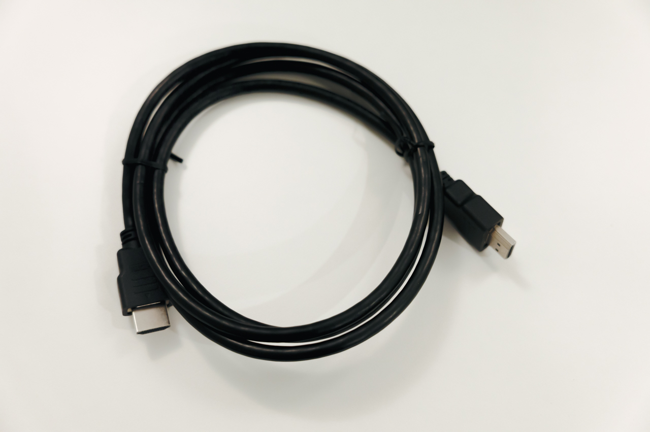 INNOCN 27D1U レビュー/簡単にMacと色を揃えられるコスパぶっ壊れ27インチ4Kモニター 10 付属のHDMIケーブル