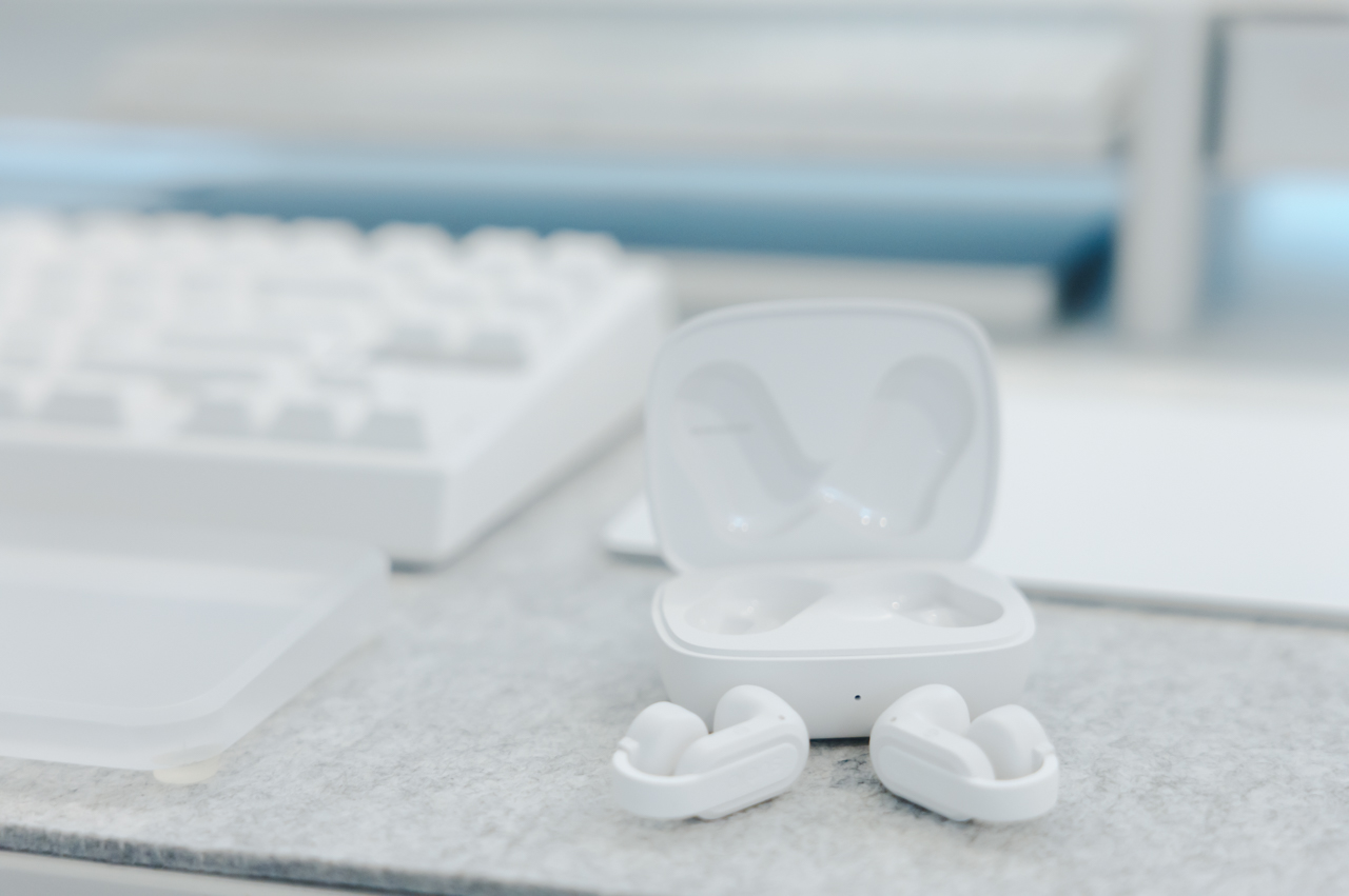 Sudio B3 レビュー/北欧デザインでスタイリッシュなイヤーカフ型ワイヤレスイヤホン。軽い付け心地でながら聴きに最適 2 Sudio B3