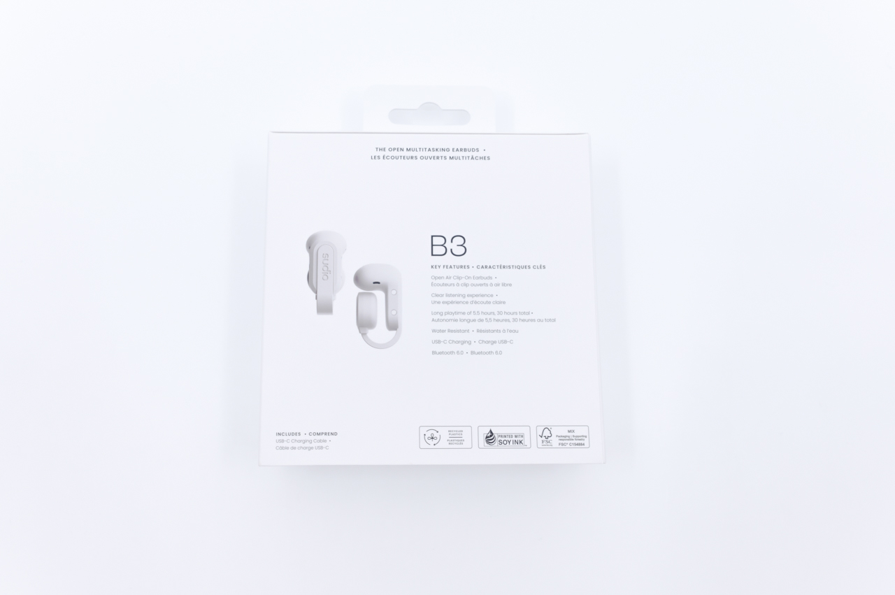 Sudio B3 レビュー/北欧デザインでスタイリッシュなイヤーカフ型ワイヤレスイヤホン。軽い付け心地でながら聴きに最適 5 パッケージ裏面
