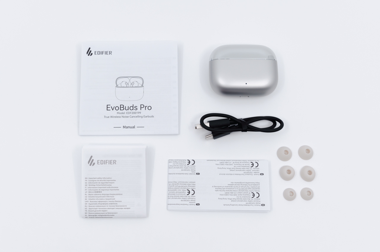 EDIFIER EvoBuds Pro レビュー/AI音声翻訳を搭載した完全ワイヤレスイヤホン。デザインも音質も高水準 8 パッケージ内容