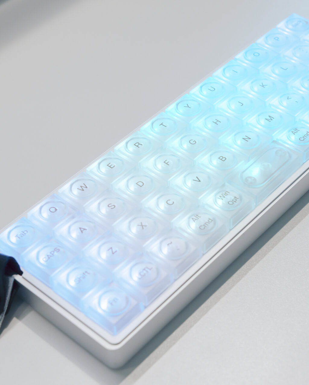 EPOMAKER Luma40 レビュー／美しすぎるオーソリニア40%キーボード。メリット・デメリットを解説