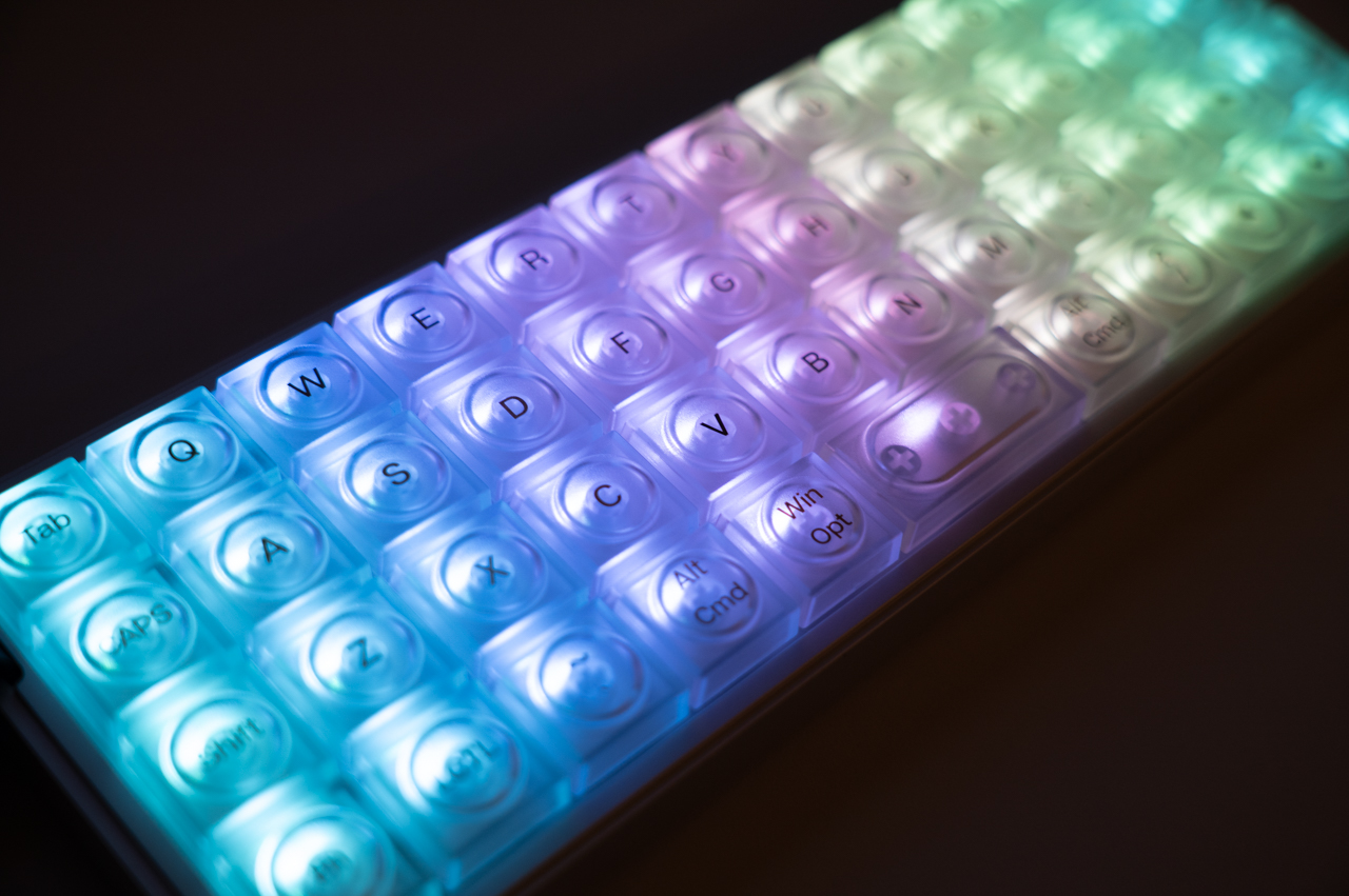 淡く光らすと洗練された印象になる