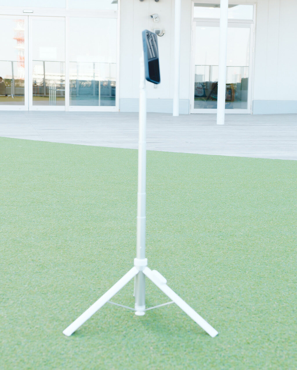 KraftGeek JustTap マグネティックフォン三脚 レビュー／MagSafe対応のスマホ向け三脚。スマホで写真・動画撮影するならぜひ導入したい