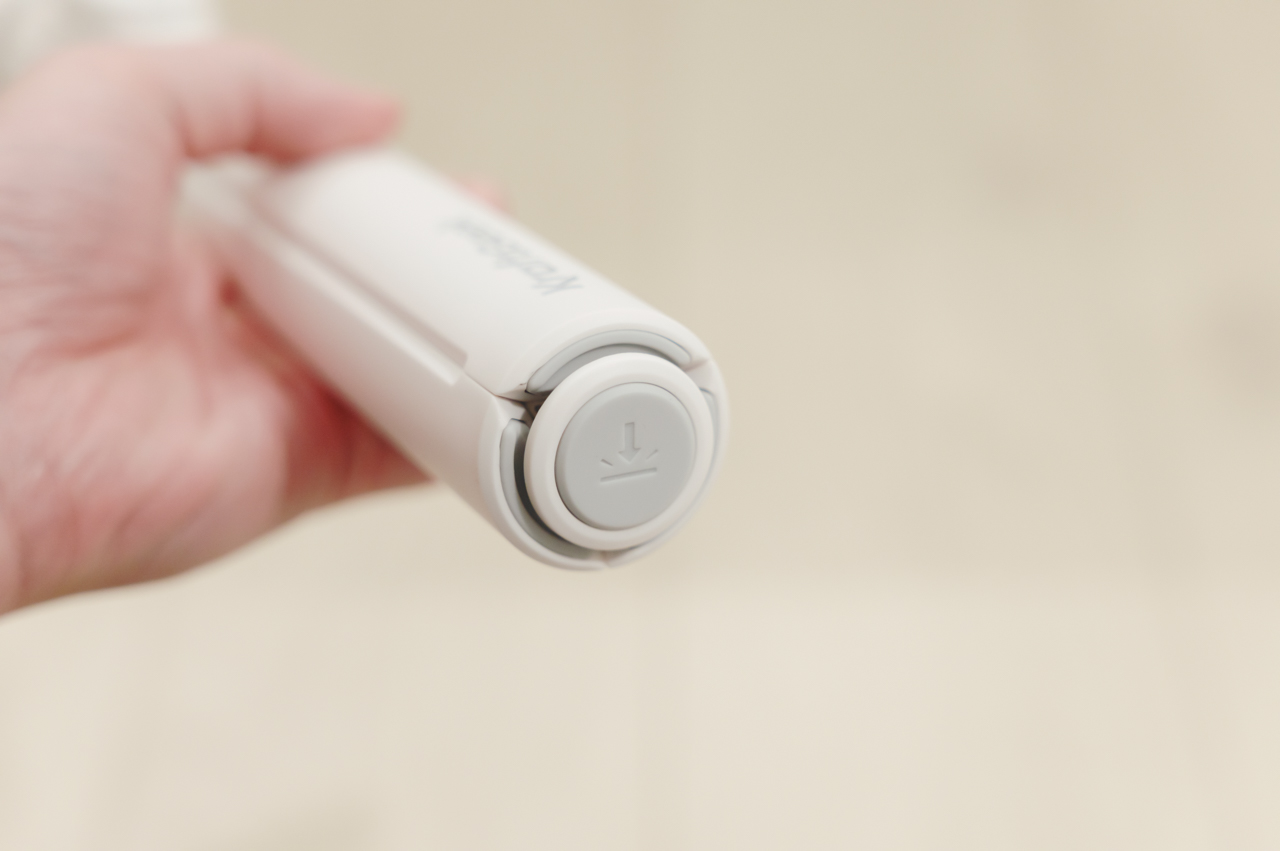 KraftGeek JustTap Magnetic Phone Tripod レビュー/MagSafe対応のスマホ向け三脚。スマホで写真・動画撮影するならぜひ導入したい 20 底面にゴムが付いている