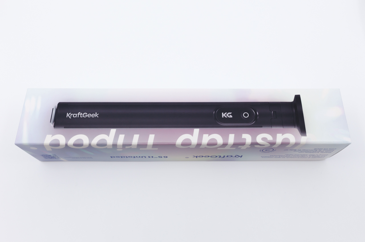 KraftGeek JustTap Magnetic Phone Tripod レビュー/MagSafe対応のスマホ向け三脚。スマホで写真・動画撮影するならぜひ導入したい 6 パッケージ表面