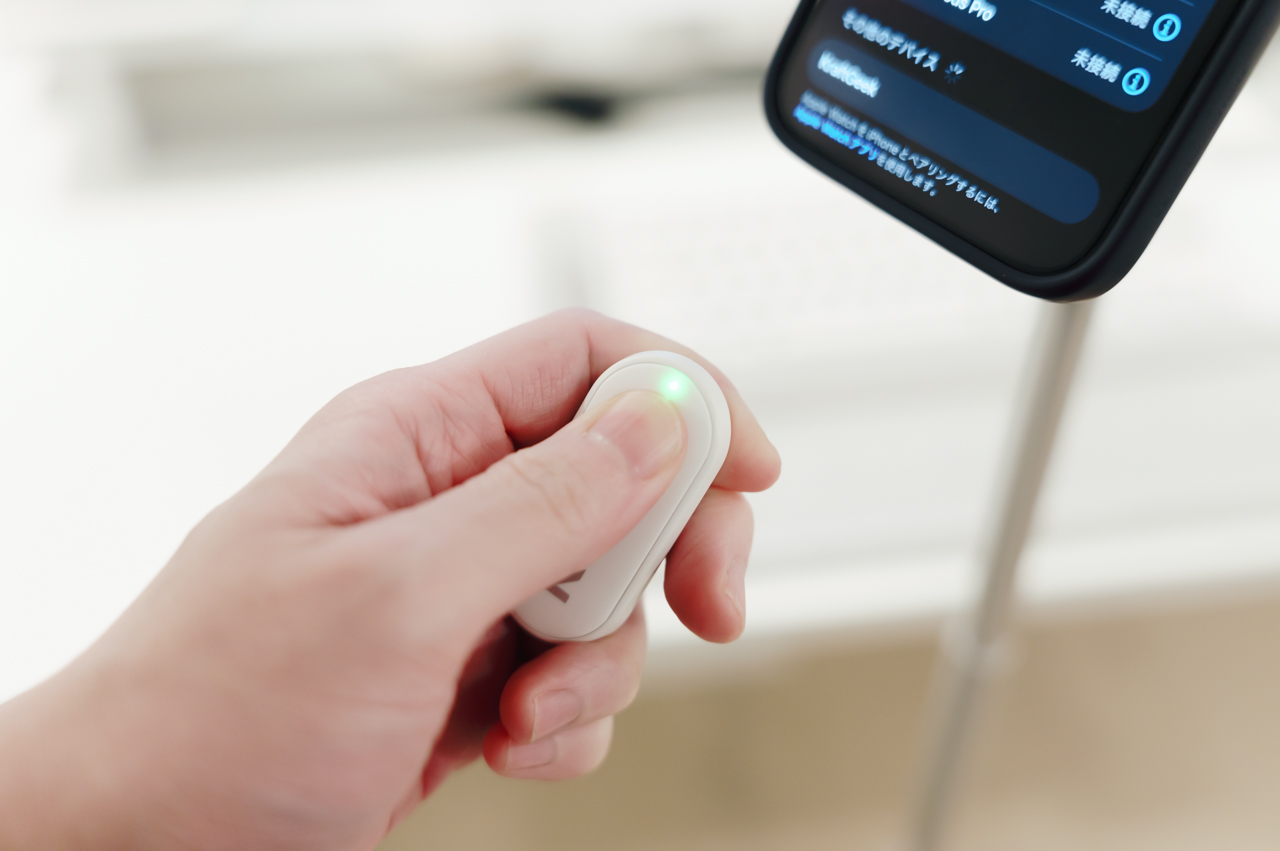 KraftGeek JustTap Magnetic Phone Tripod レビュー/MagSafe対応のスマホ向け三脚。スマホで写真・動画撮影するならぜひ導入したい 31 本体に付属のBluetoothリモコンを使えば、離れてシャッターが切れる