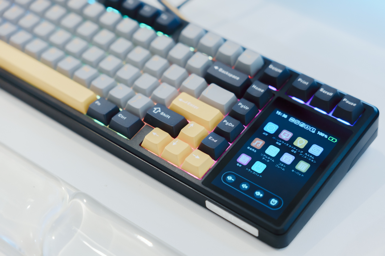 液晶ディスプレイは十分に実用的