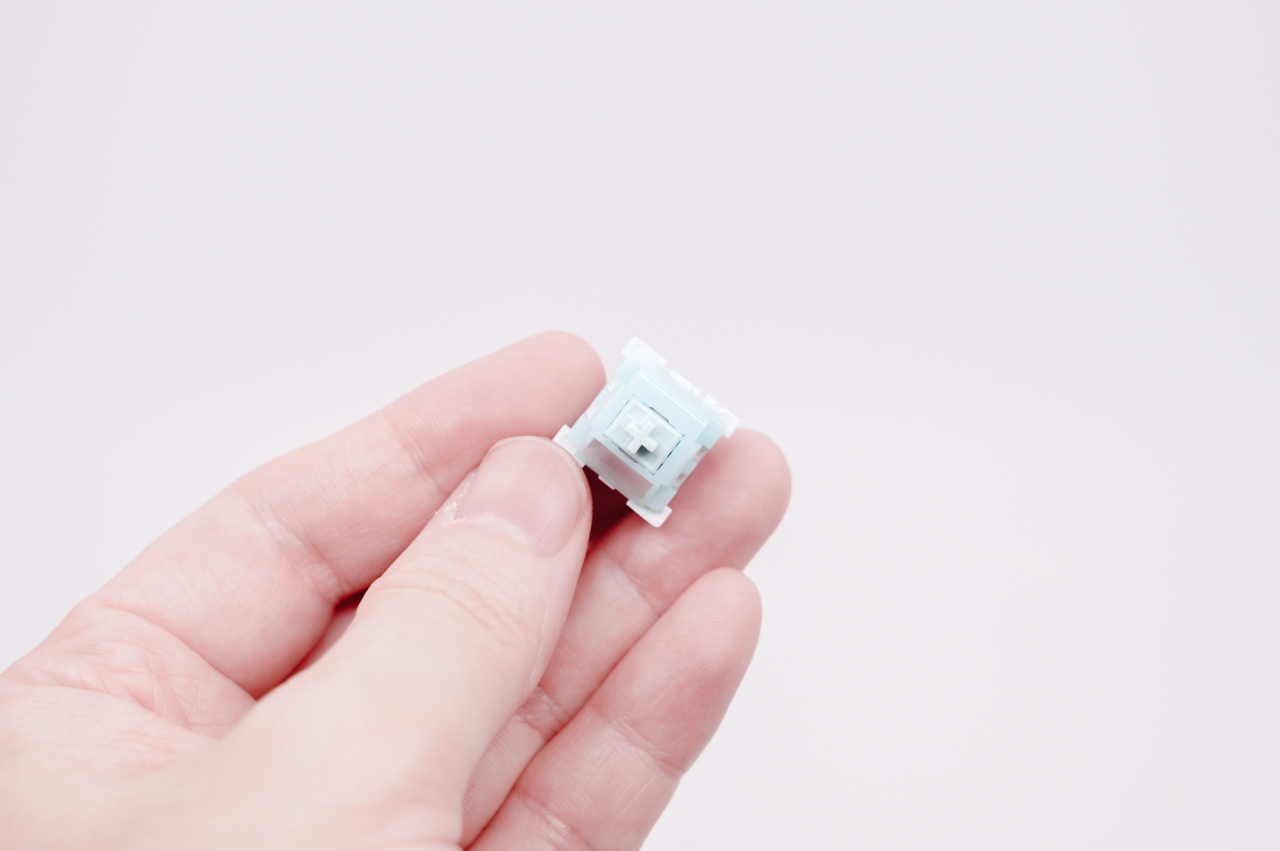 EPOMAKER Creamy Jade Magnetic Switch