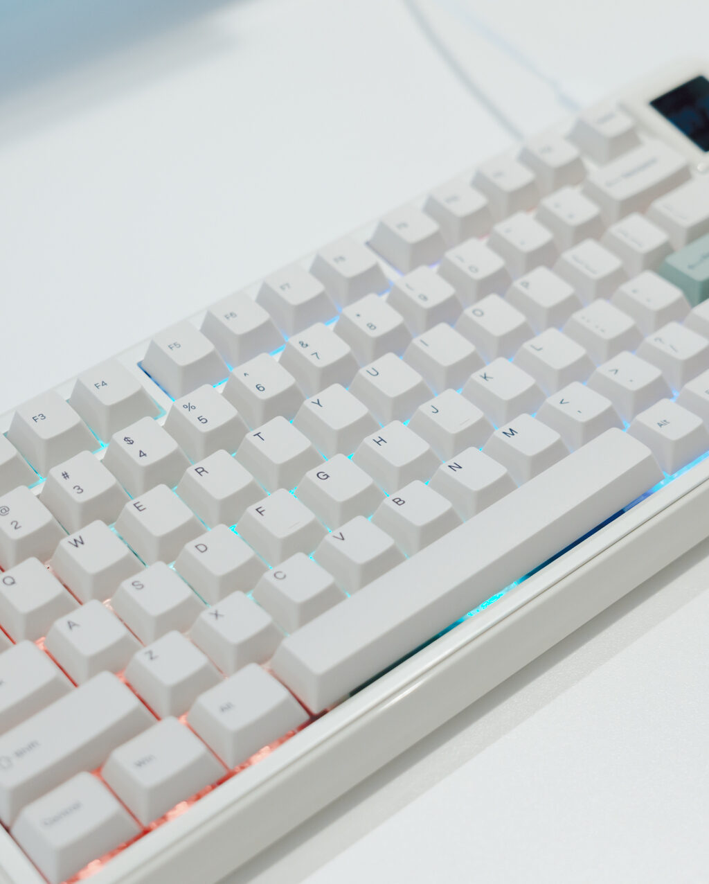 EPOMAKER RT75 レビュー／画面を外して4キーにもできるレトロな75%キーボード