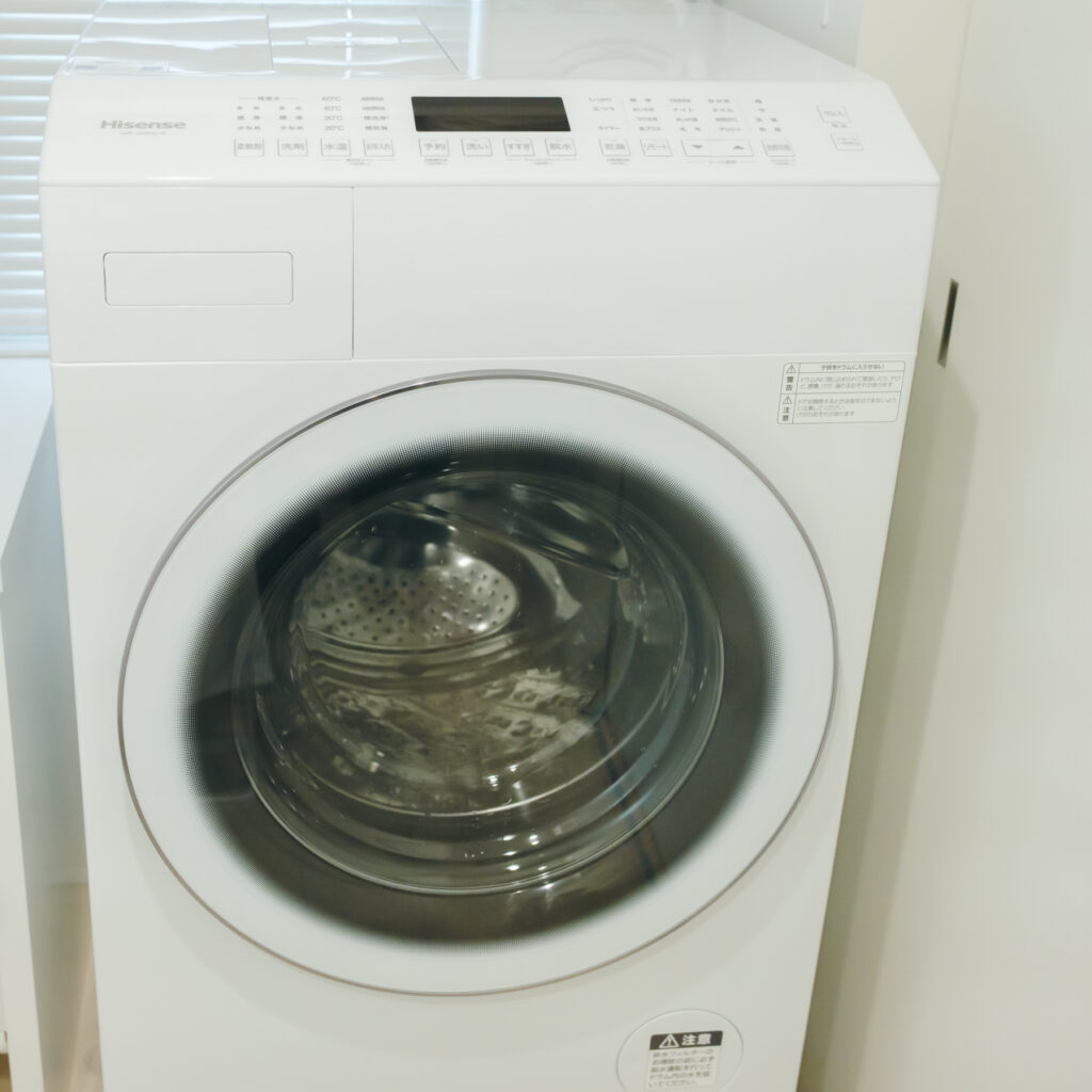 ハイセンス HWF-D120XL-W レビュー／キューブルと同じサイズでヒートポンプ式のドラム式洗濯乾燥機