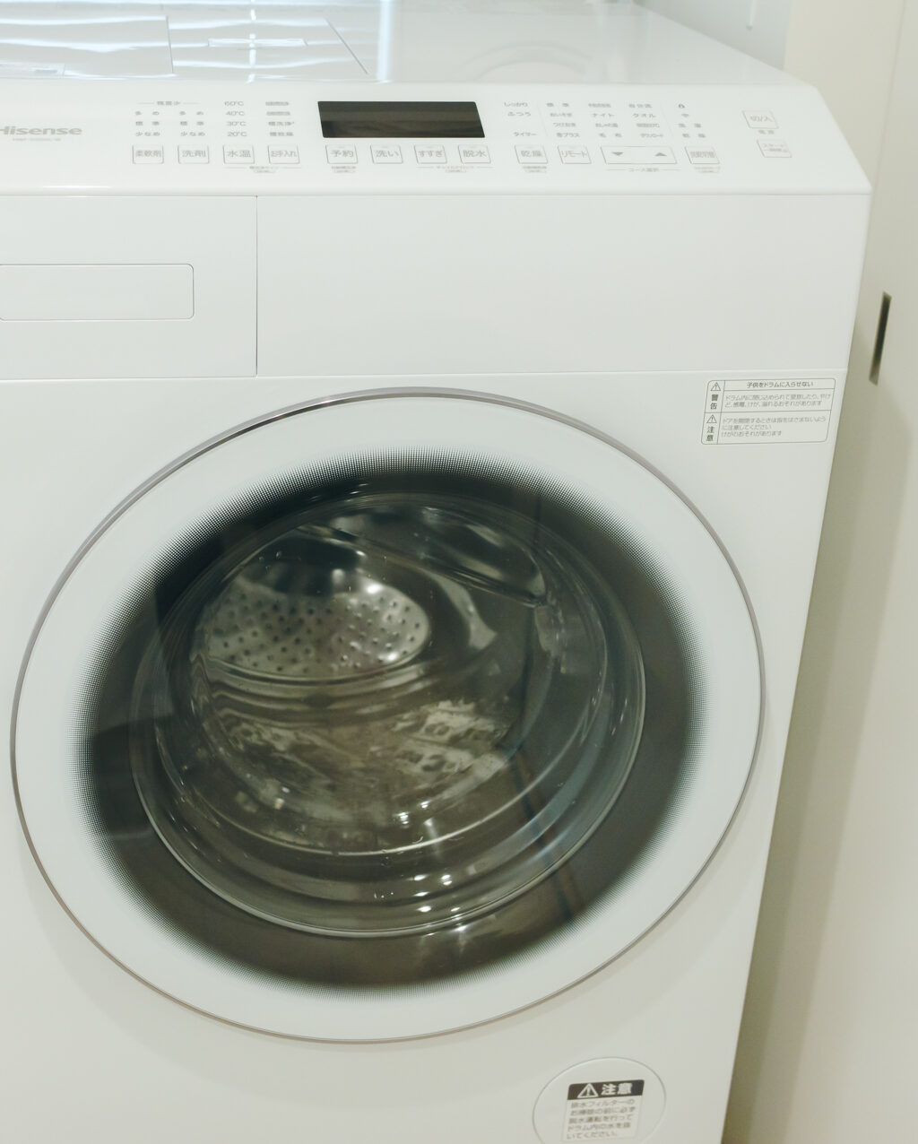 ハイセンス HWF-D120XL-W レビュー／キューブルと同じサイズでヒートポンプ式のドラム式洗濯乾燥機