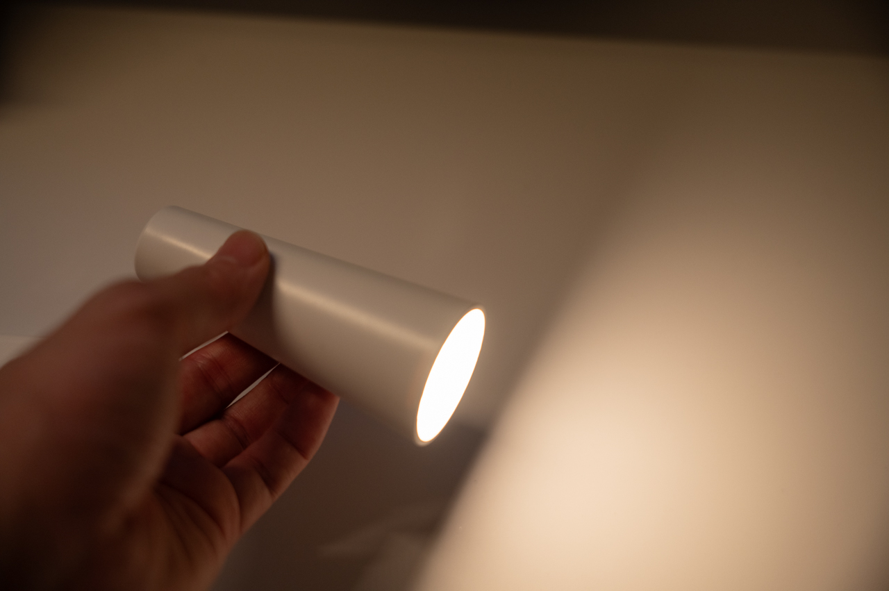 懐中電灯としても使える